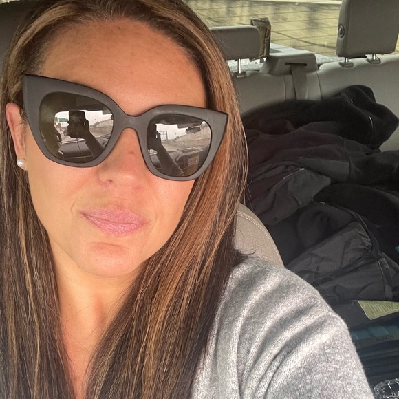 Meet your Posher, Meghan - Picture 1 of 1